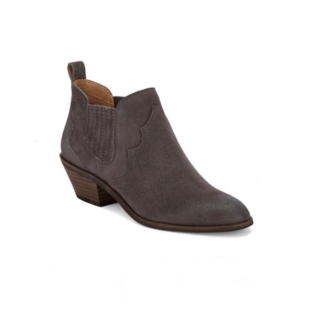 G.H. Bass & Co. | Naomi Suede Bootie - Picture 2 of 8